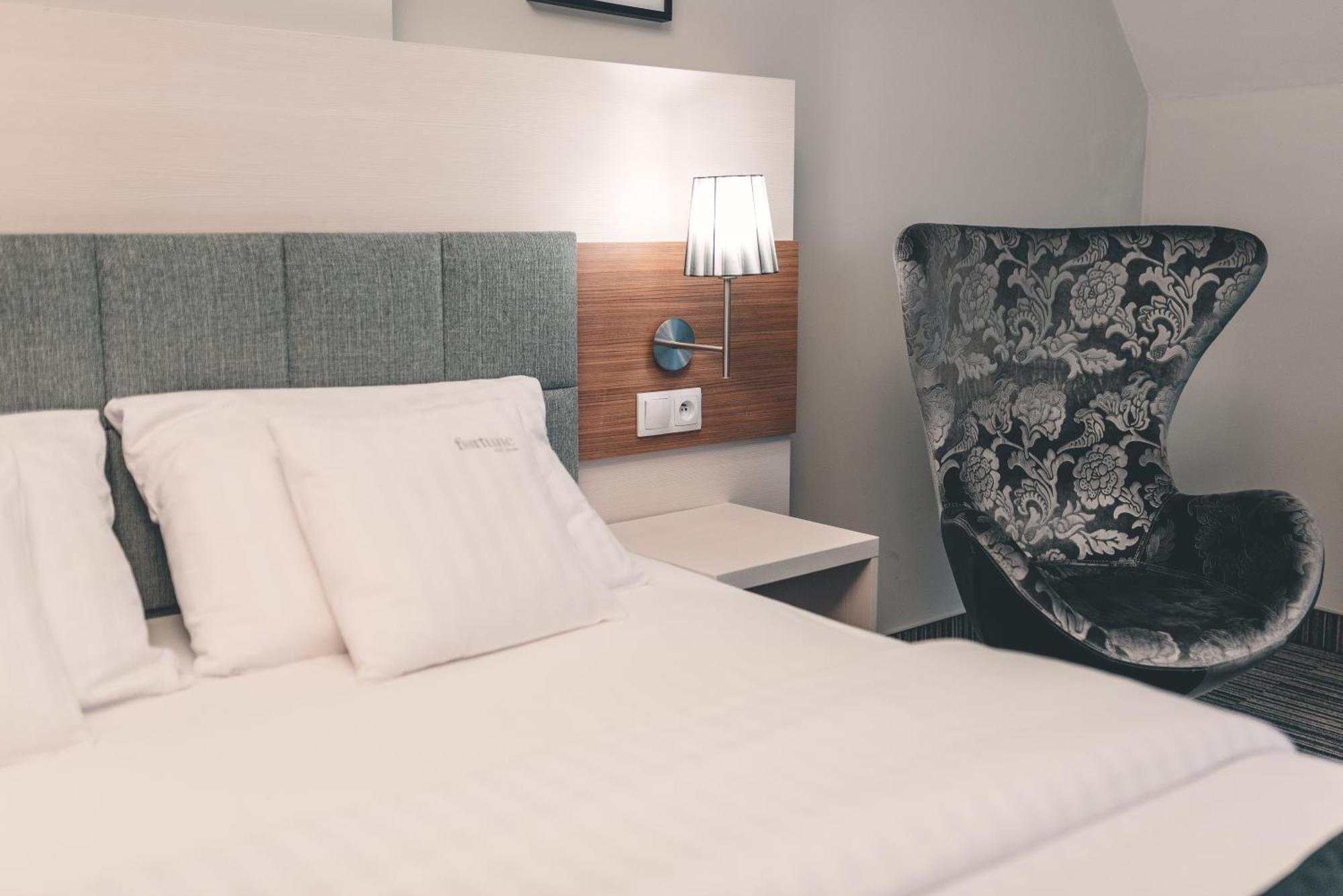 Fortune Old Town Boutique Hotel Poznan Luaran gambar